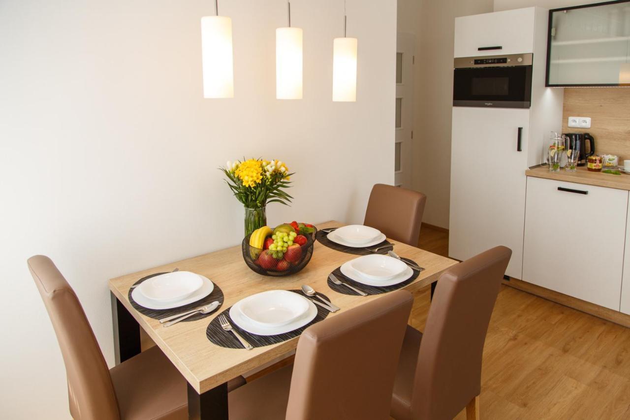 Apartments Villa Whitehouse オストラヴァ エクステリア 写真