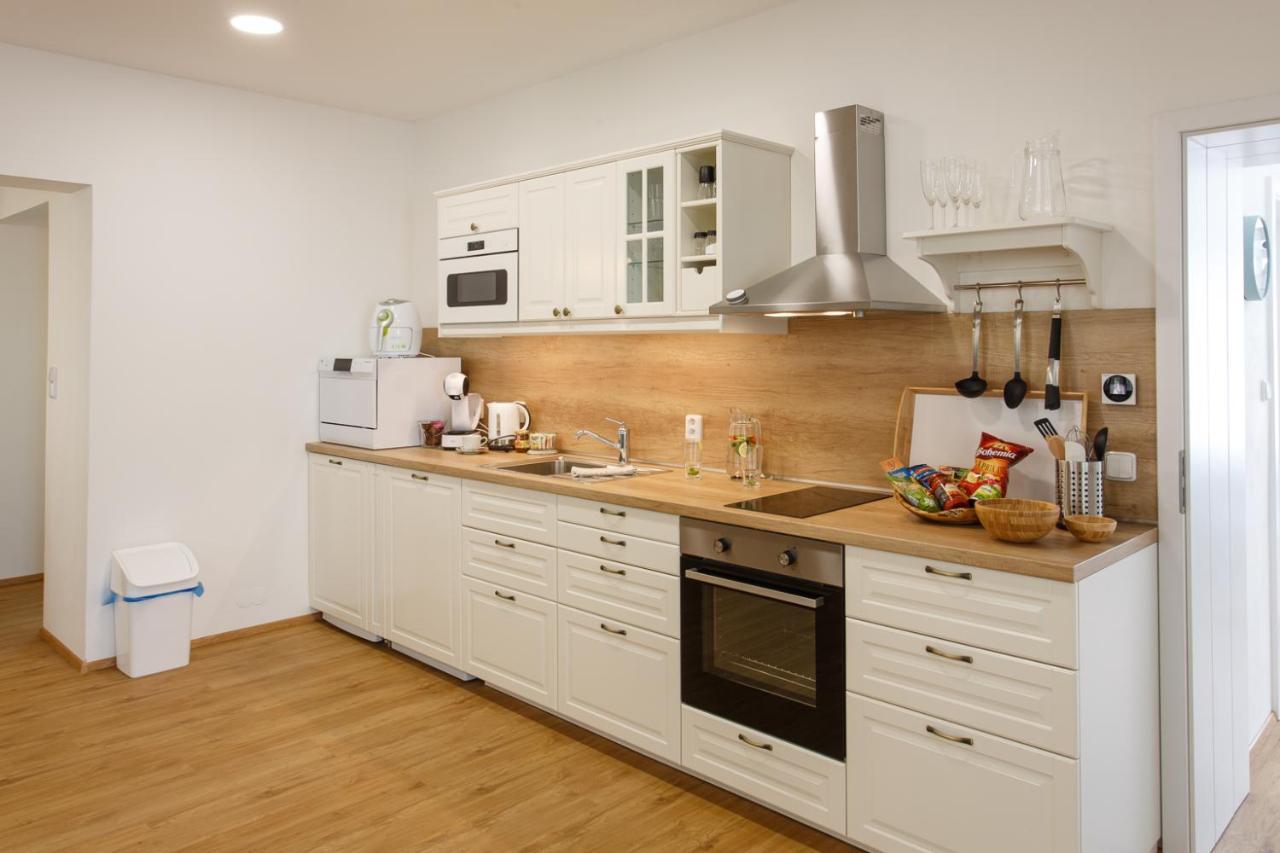 Apartments Villa Whitehouse オストラヴァ エクステリア 写真